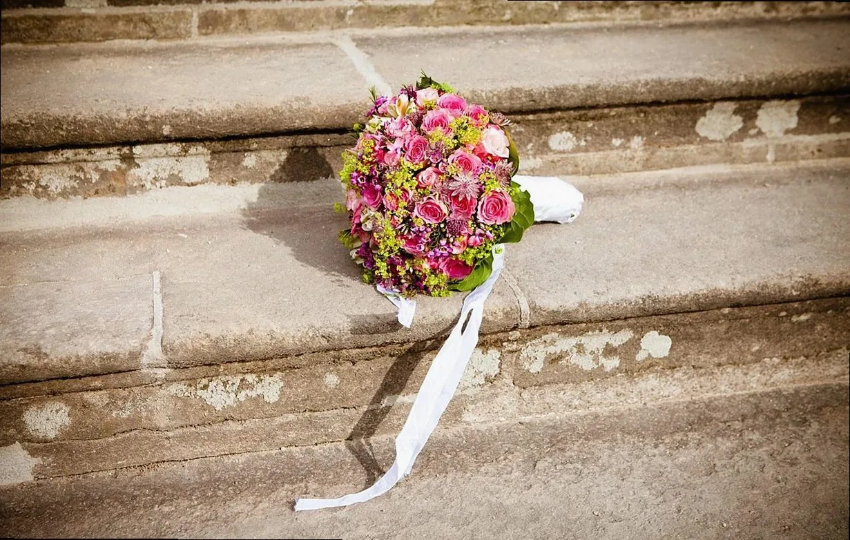 flowers, flower background, beautiful flowers, bouquet, stairs, nature, bridal bouquet, wedding bouquet, flower arrangem
